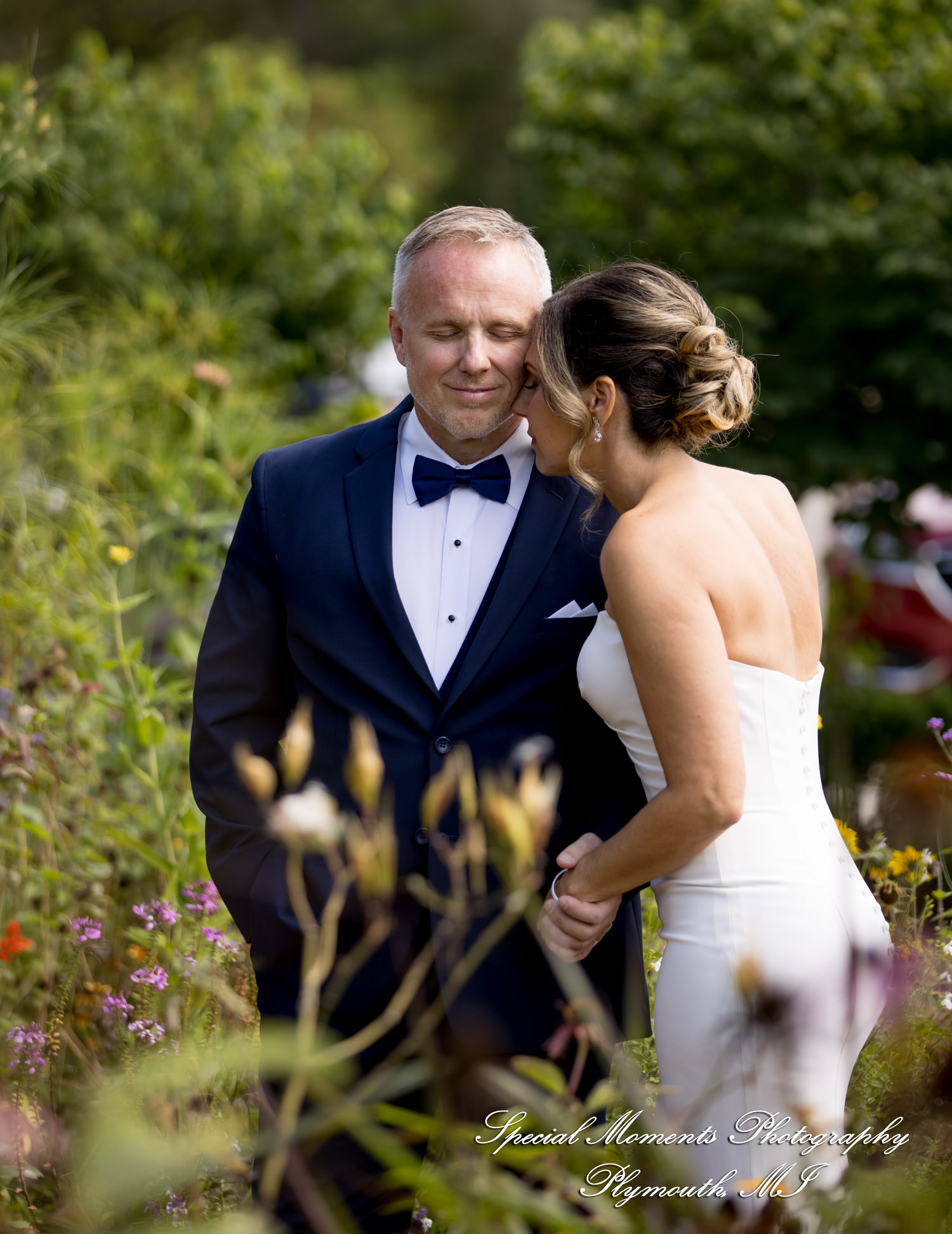 Kimberly & Dave at Royal Park Hotel Rochester MI wedding photography