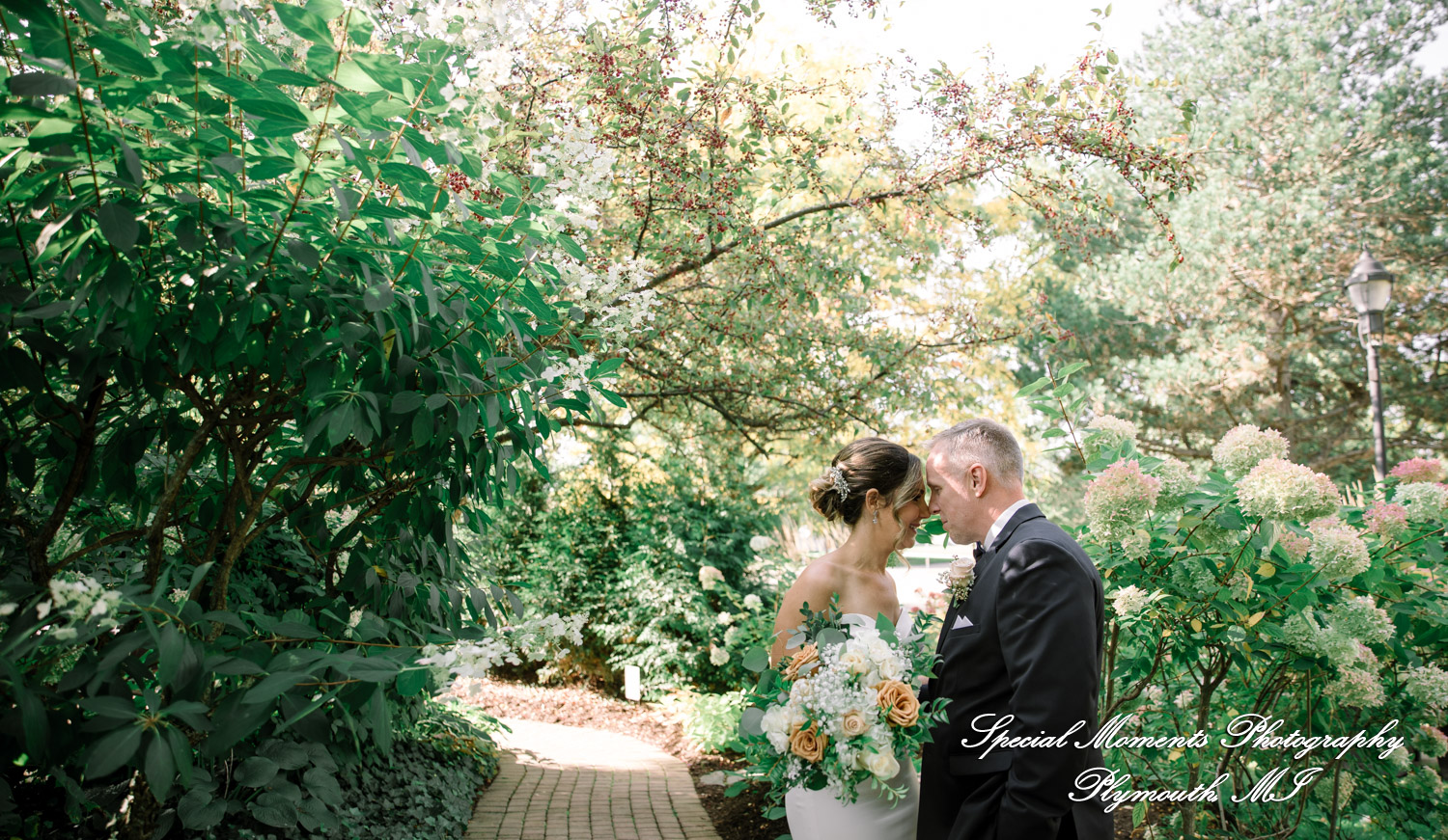 Kimberly & Dave at Cafe Cortina Farmington Hills MI wedding photography