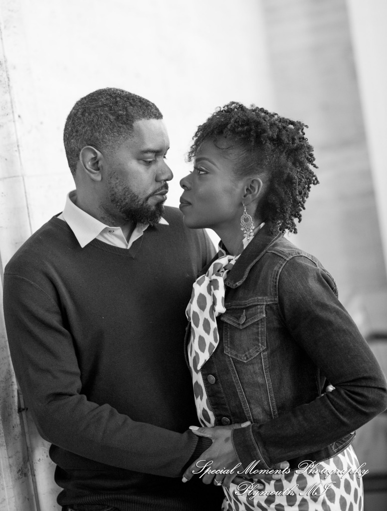 Rachel & Robert at DIA Detroit MI engagement photography