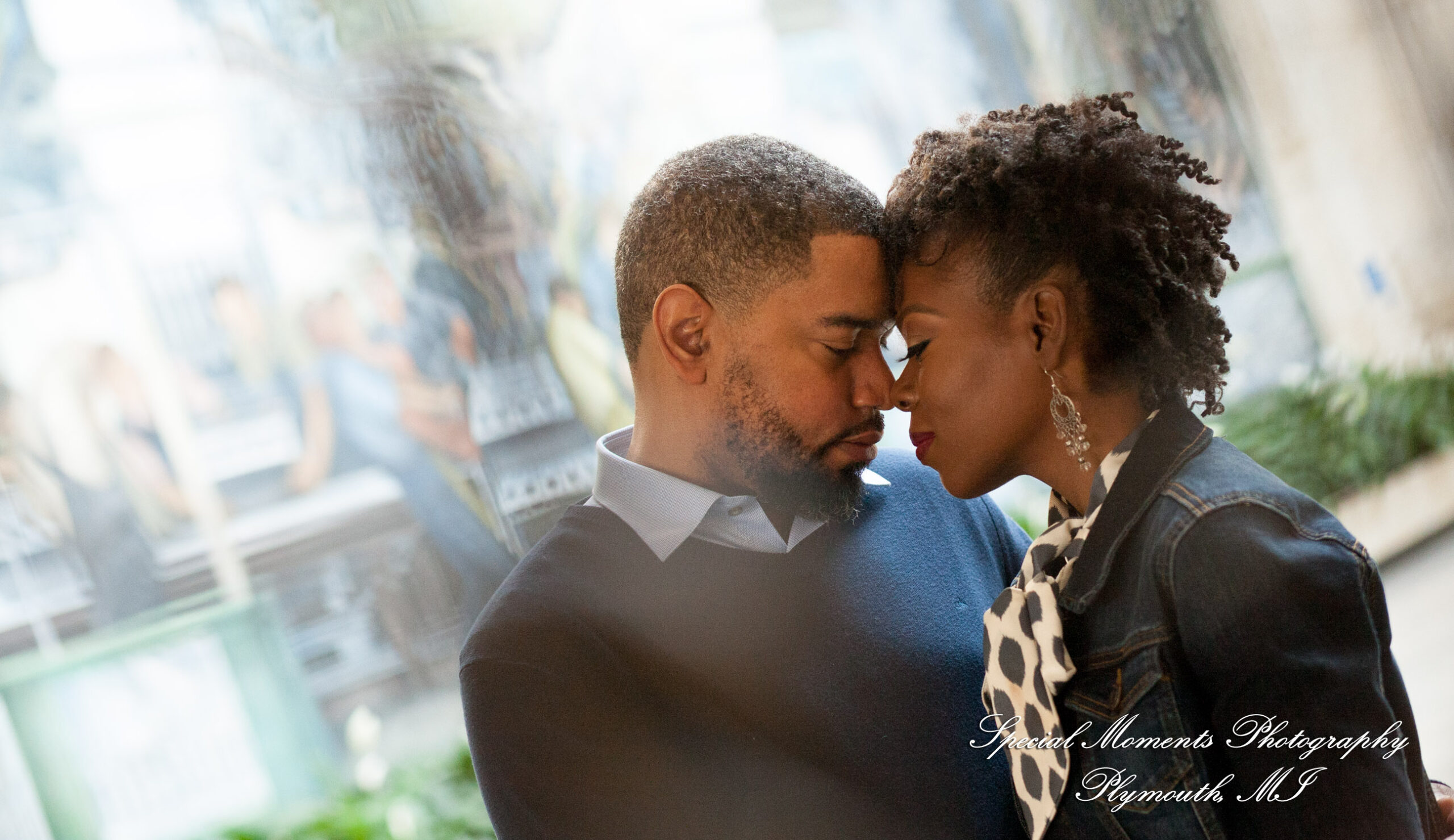 Rachel & Robert at DIA Detroit MI engagement photography
