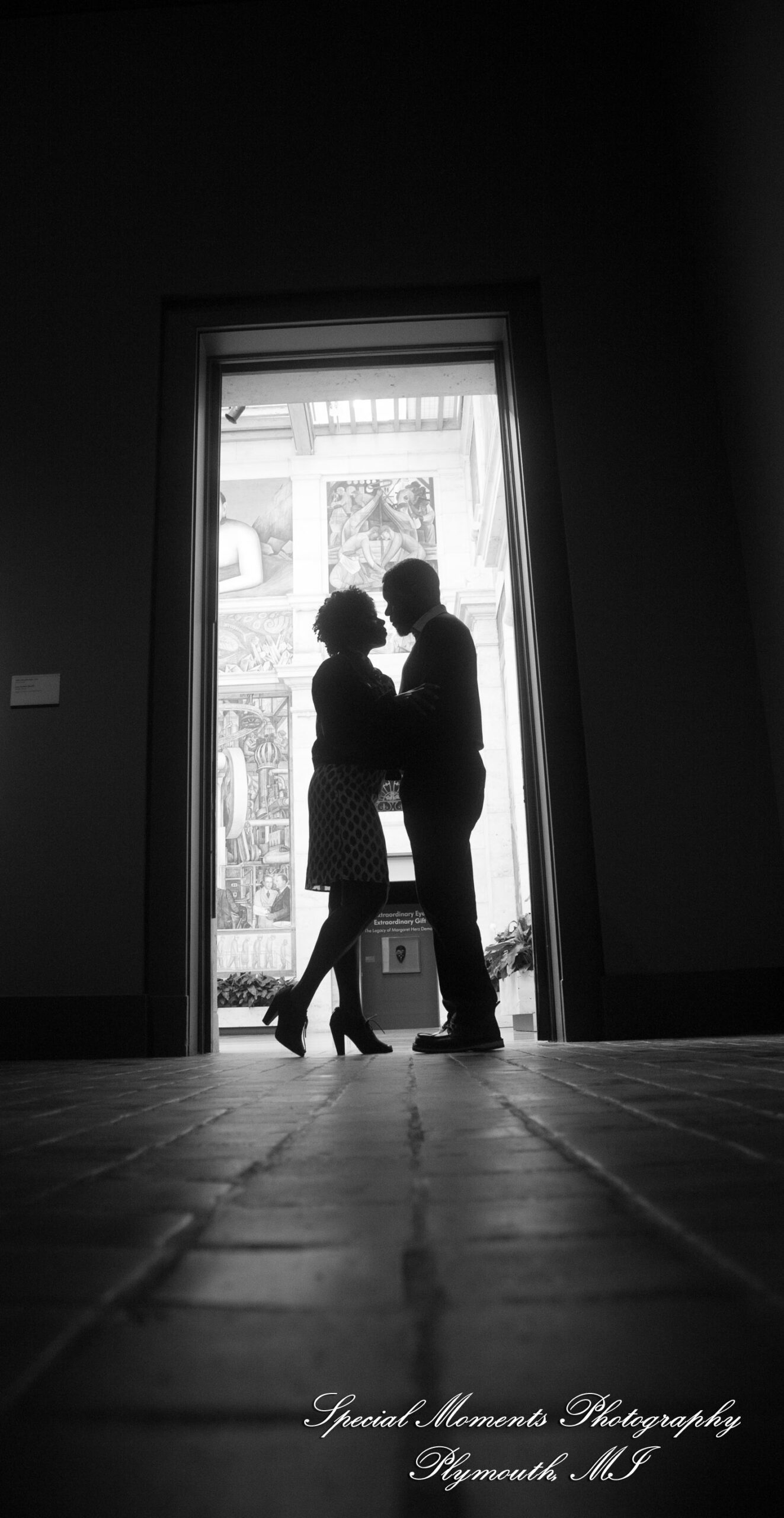 Rachel & Robert at DIA Detroit MI engagement photography