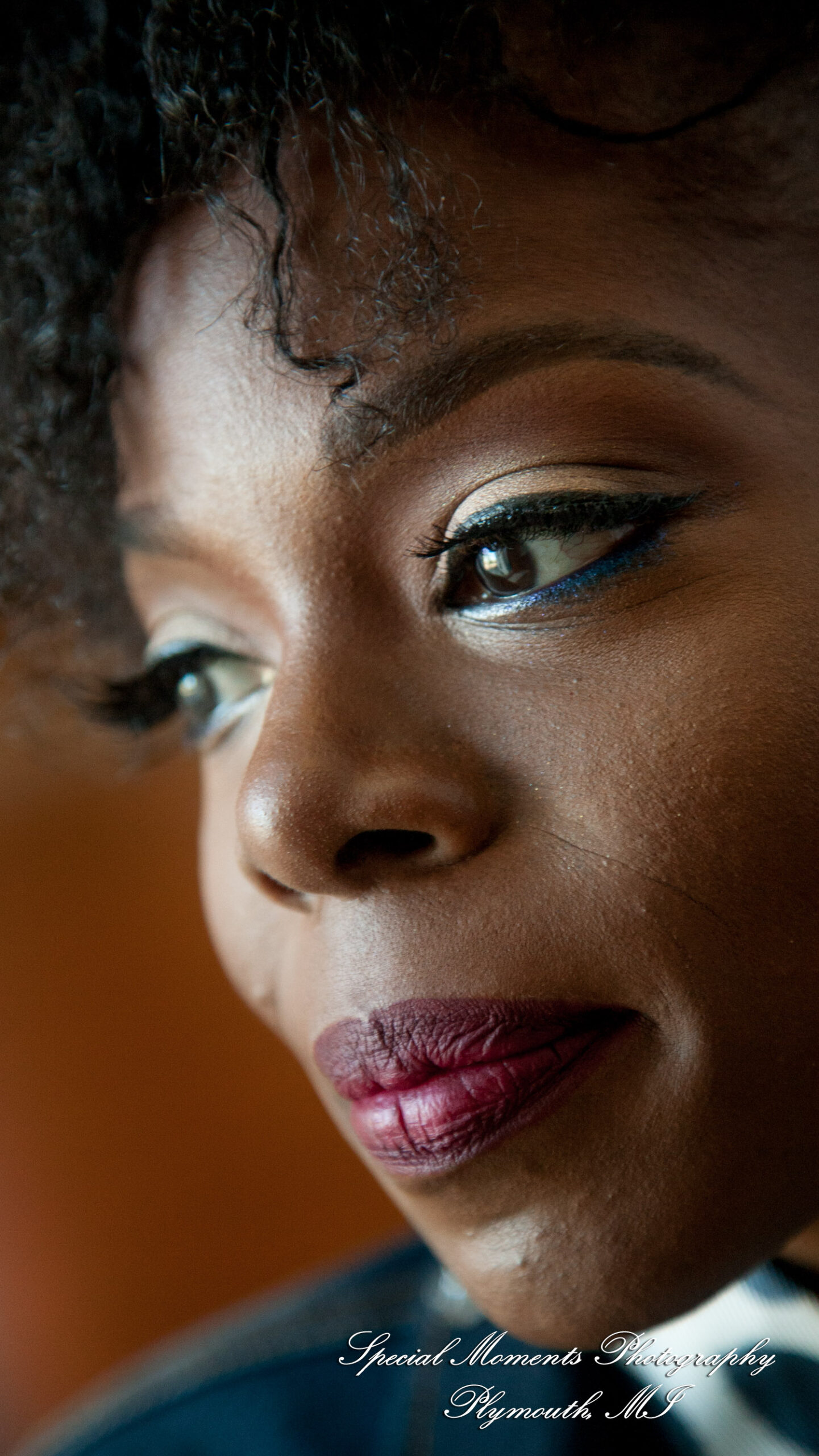 Rachel & Robert at DIA Detroit MI engagement photography