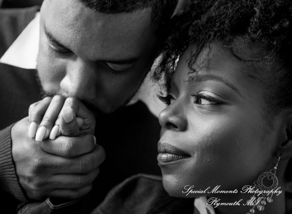 Rachel & Robert at DIA Detroit MI engagement photography