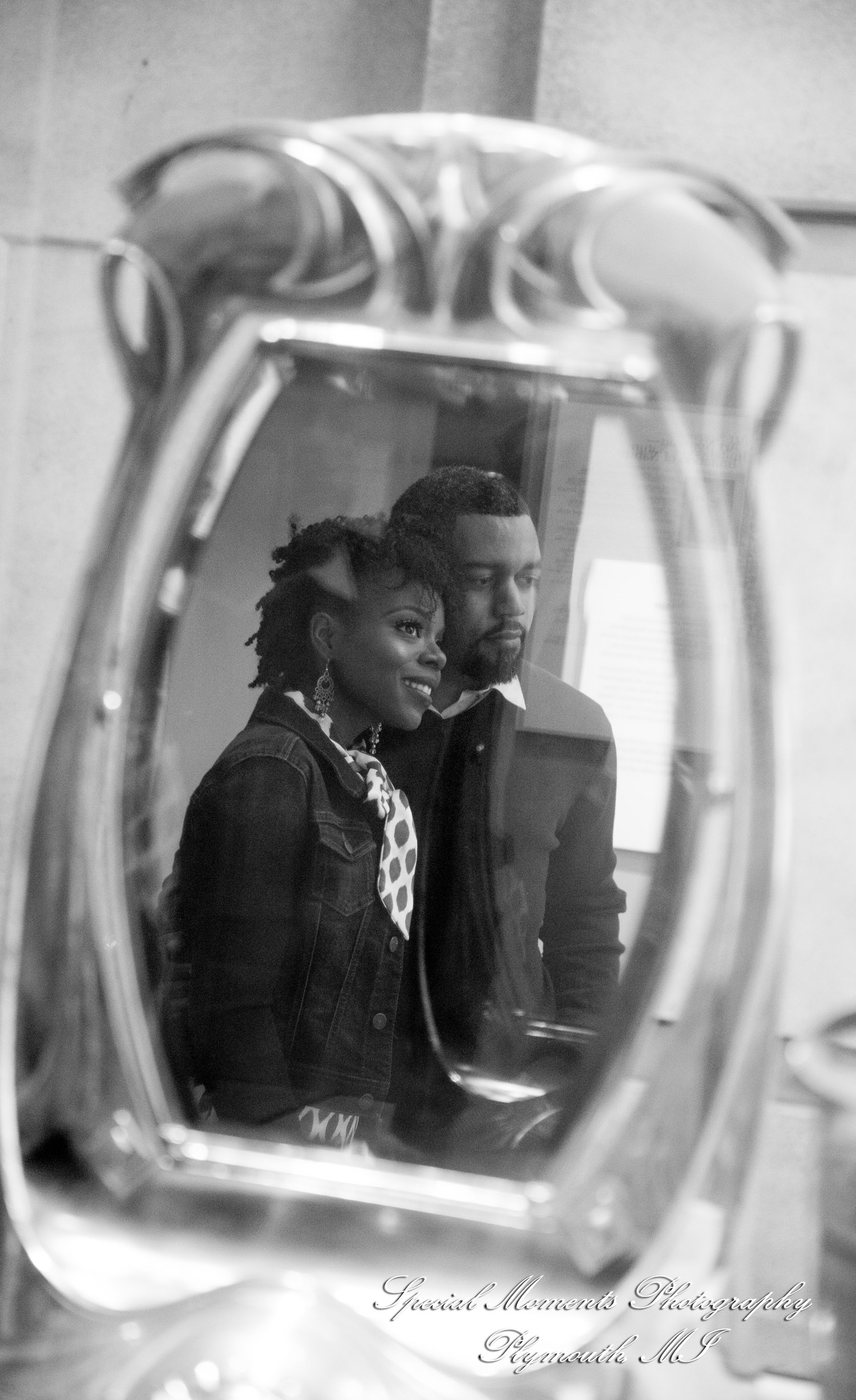 Rachel & Robert at DIA Detroit MI engagement photography