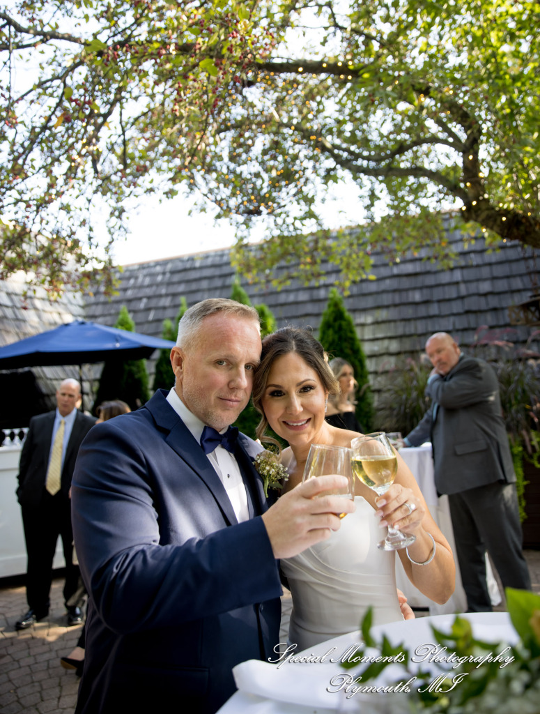 Kimberly & Dave at Cafe Cortina Farmington Hills MI wedding photography