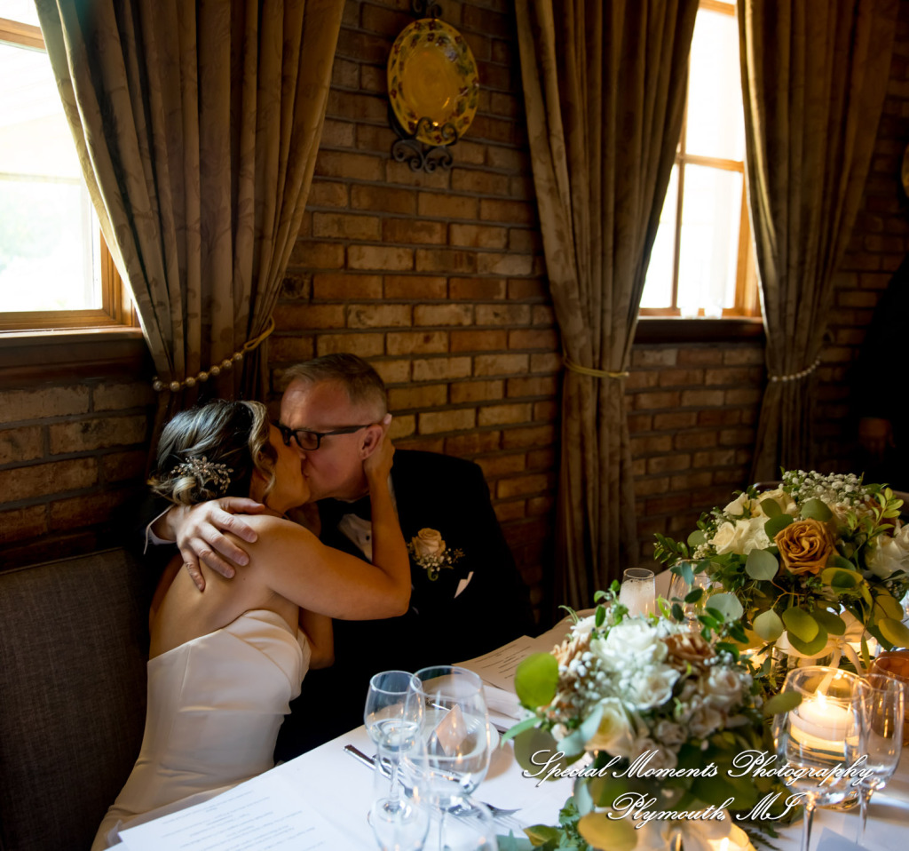 Kimberly & Dave at Cafe Cortina Farmington Hills MI wedding photography