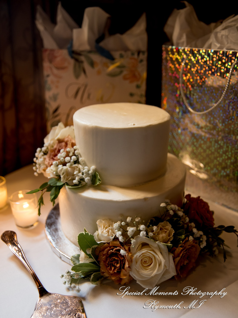 Kimberly & Dave at Cafe Cortina Farmington Hills MI wedding photography