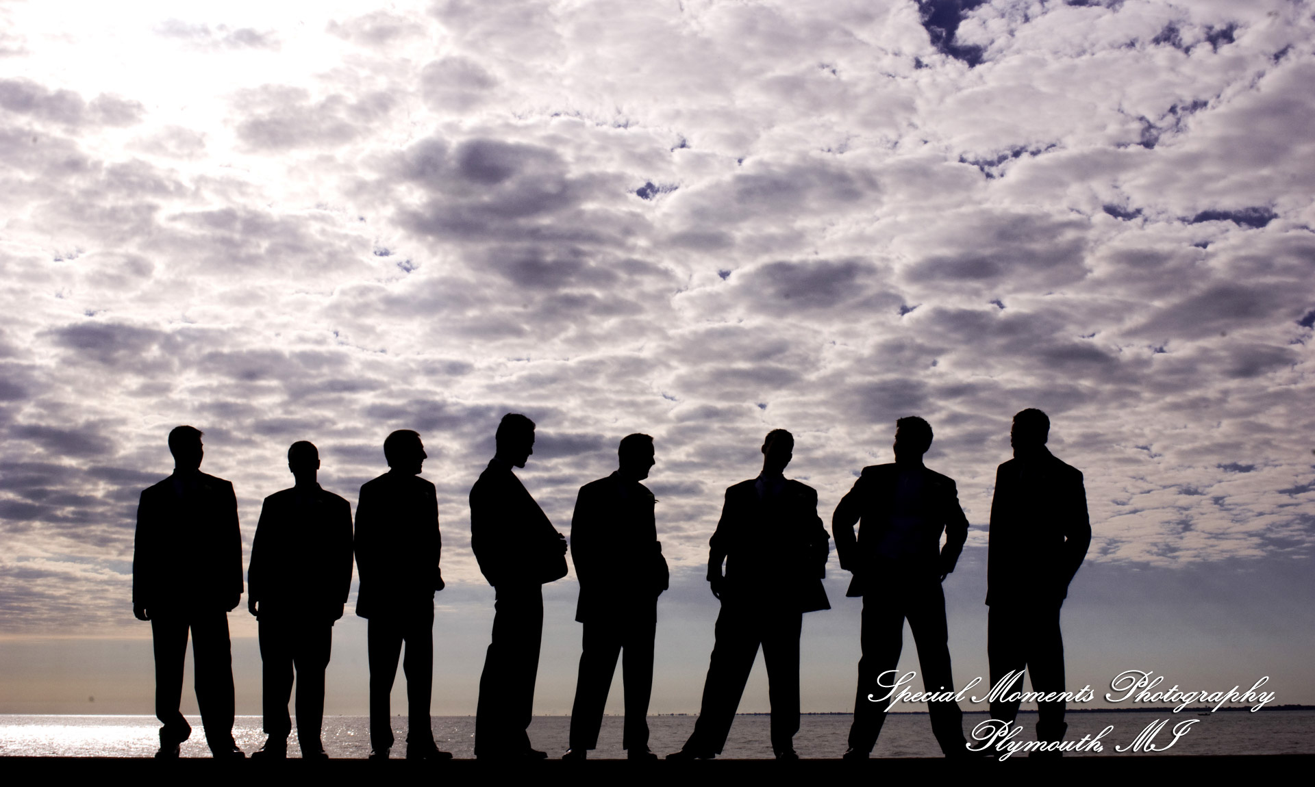 5 Star - HOMEPAGE Image Home Page - Grosse Pointe War Memorial Men on Wall