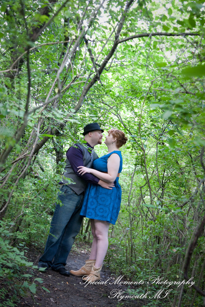 Sara & Andrew at Wilcox Lake Park Plymouth MI engagement photos