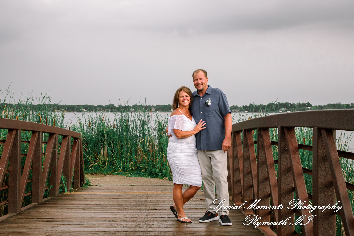 Sheryl & Jeffrey at Dodge #4 State Park Waterford MI wedding photography