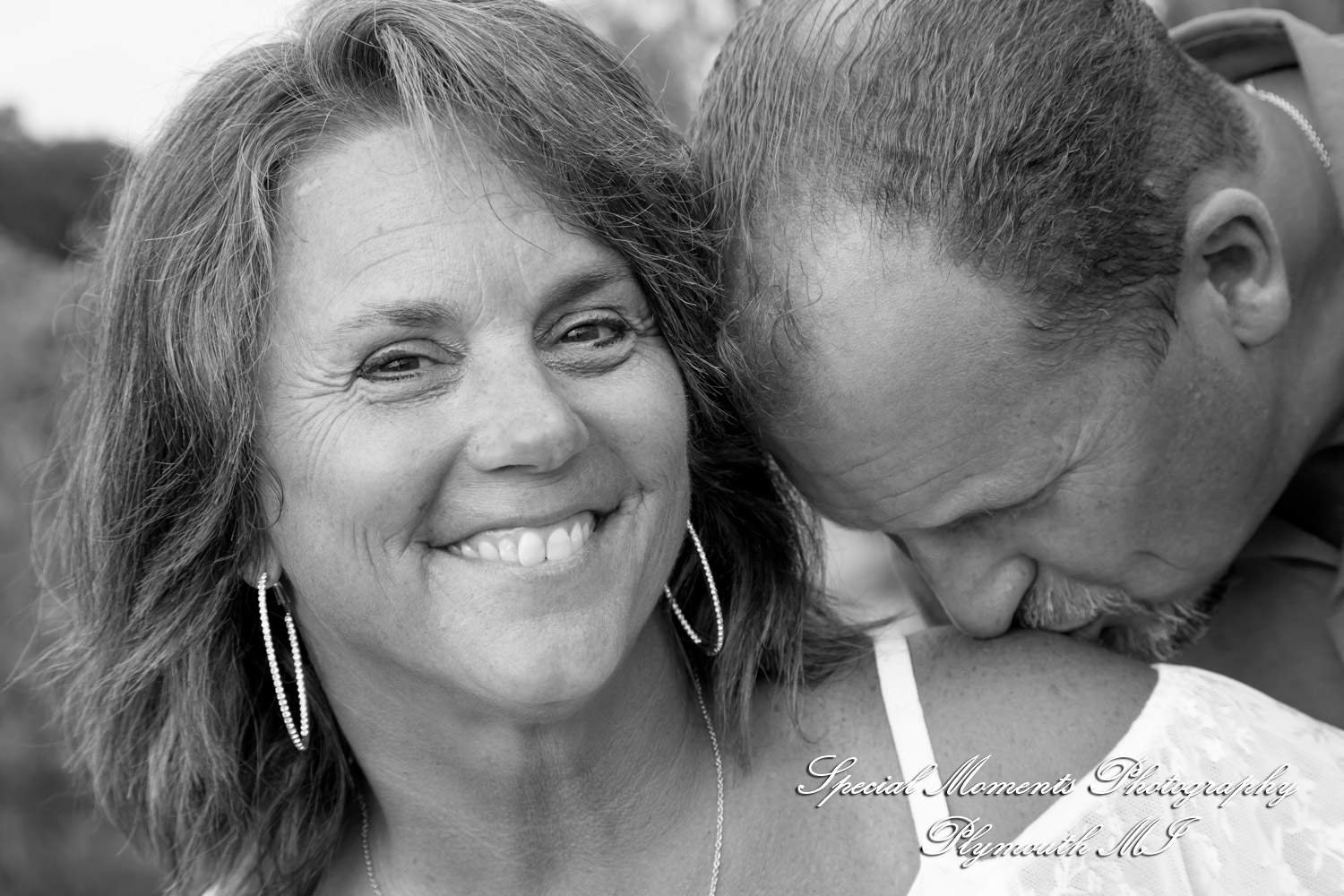 Sheryl & Jeffrey at Dodge #4 State Park Waterford MI wedding photography