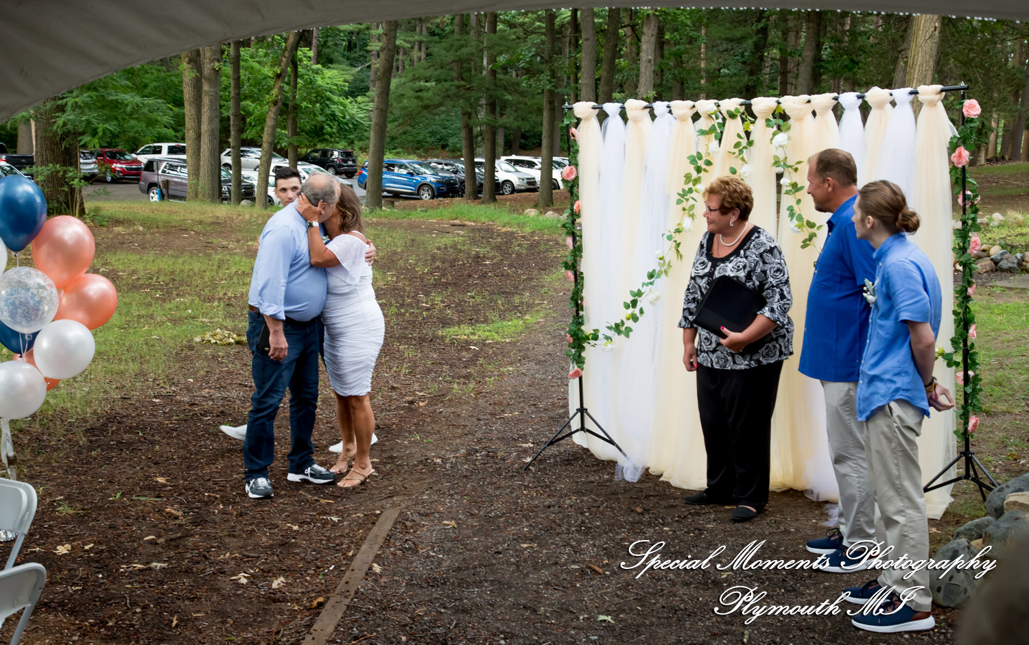 Sheryl & Jeffrey at Dodge #4 State Park Waterford MI wedding photography