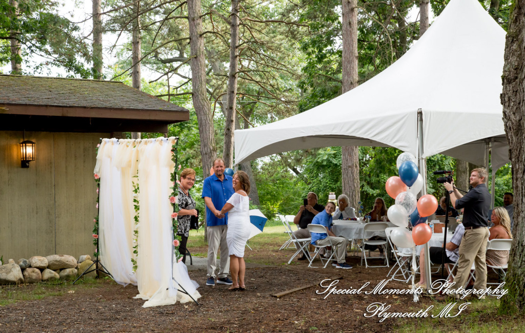 Sheryl & Jeffrey at Dodge #4 State Park Waterford MI wedding photography