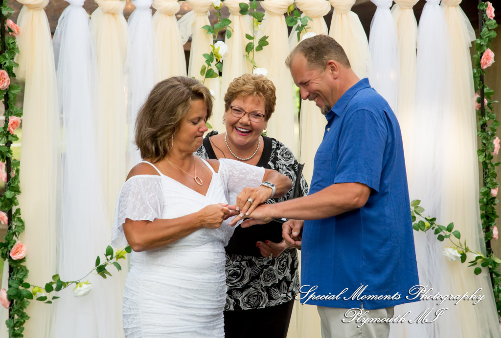 Sheryl & Jeffrey at Dodge #4 State Park Waterford MI wedding photography
