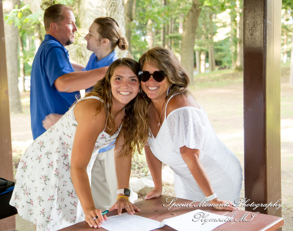 Sheryl & Jeffrey at Dodge #4 State Park Waterford MI wedding photography