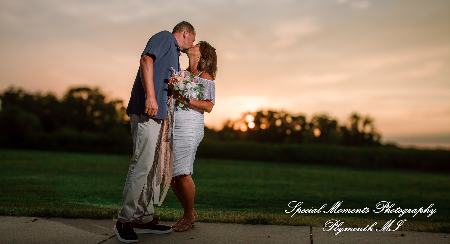 Sheryl & Jeffrey at Dodge #4 State Park Waterford MI wedding photography