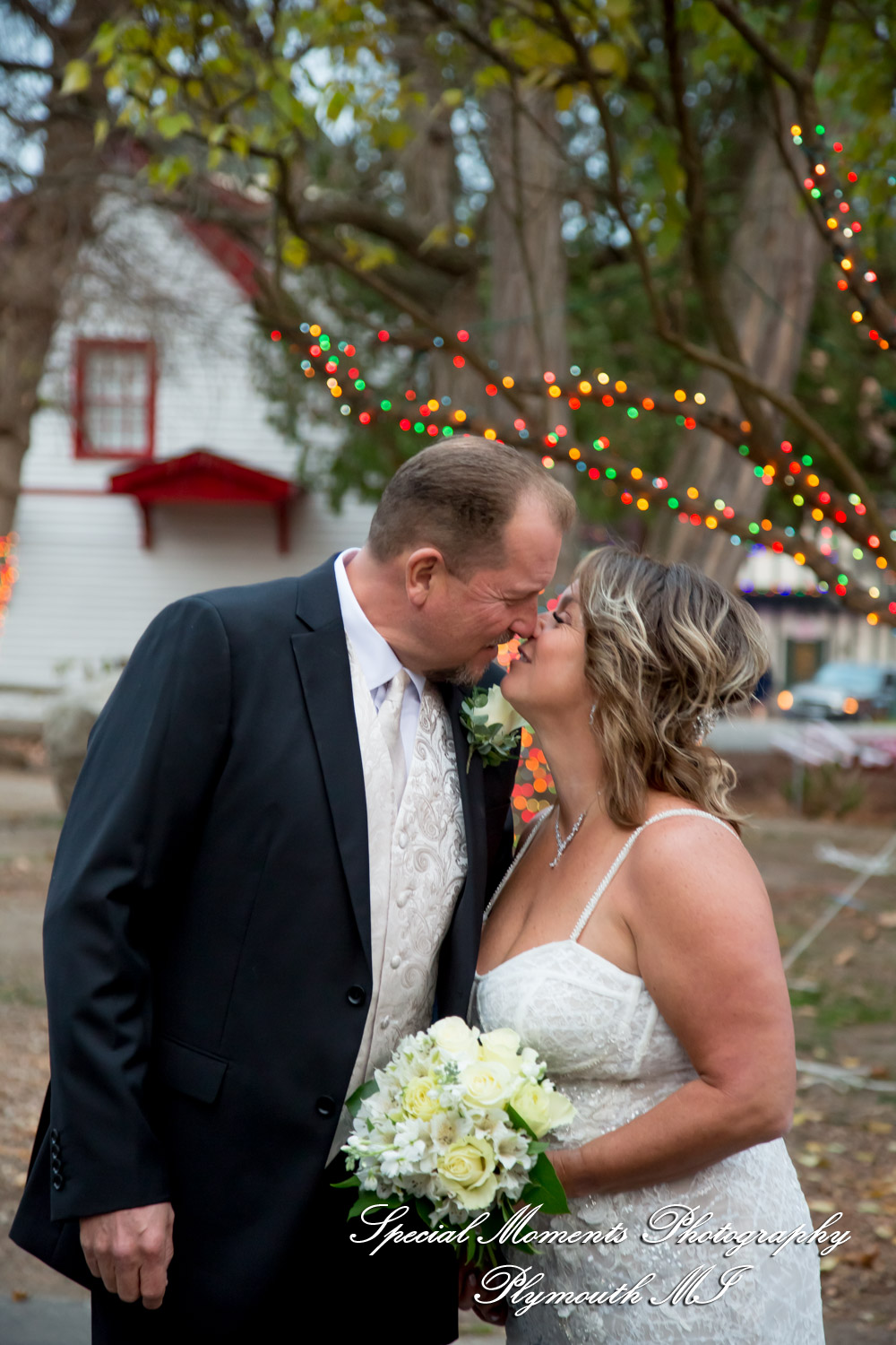 Sheryl & Jeffrey at Canterbury Castle Lake Orion MI wedding photography