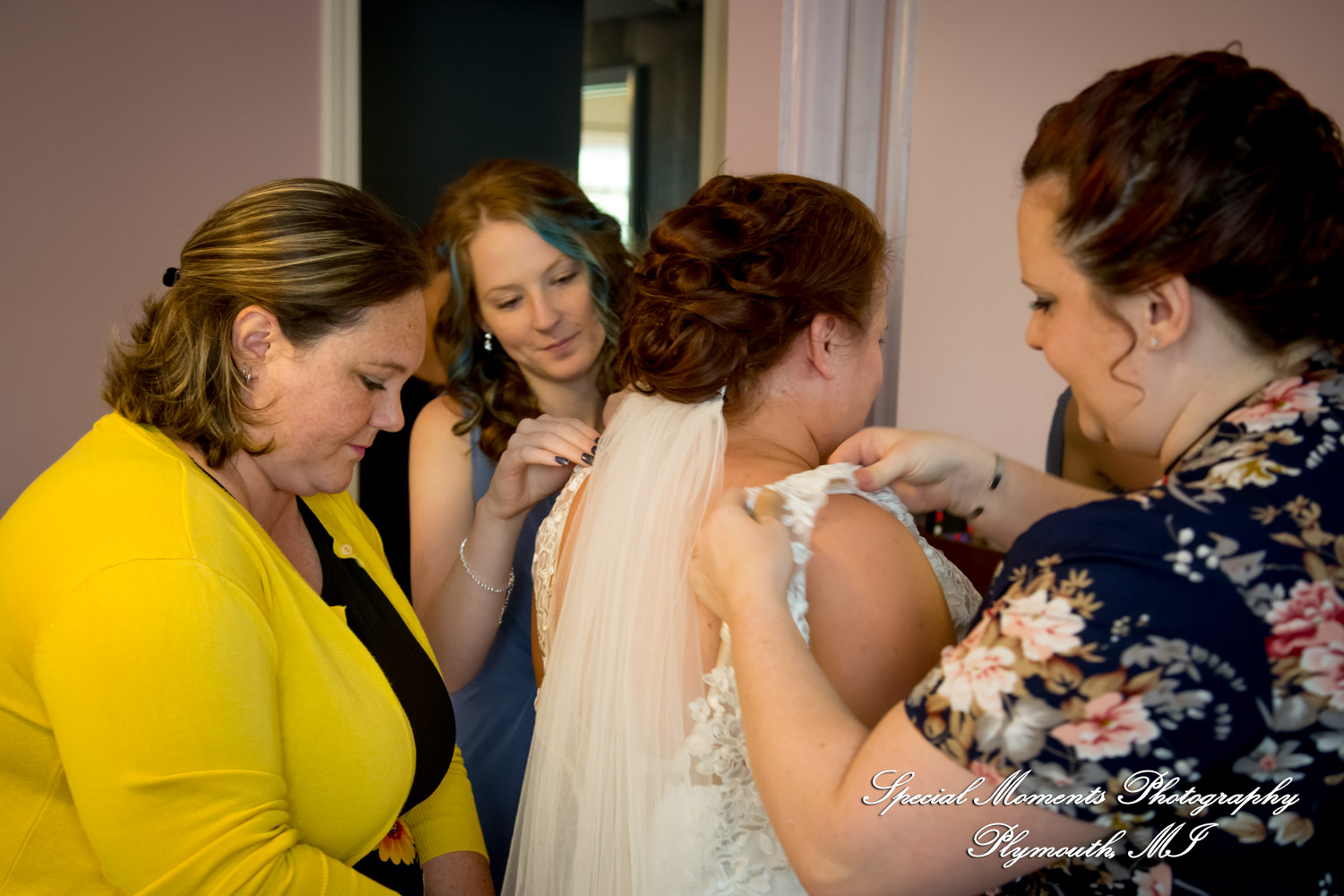 Karen & James at Plymouth Church of the Nazarene Plymouth MI wedding photography