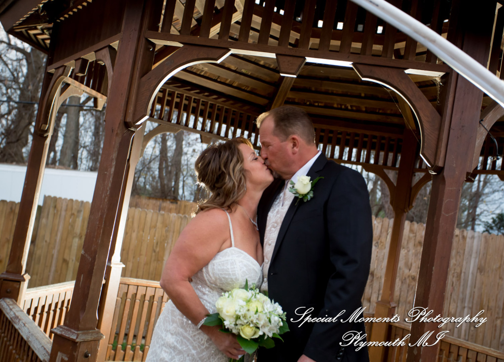 Sheryl & Jeffrey at Canterbury Castle Lake Orion MI wedding photography