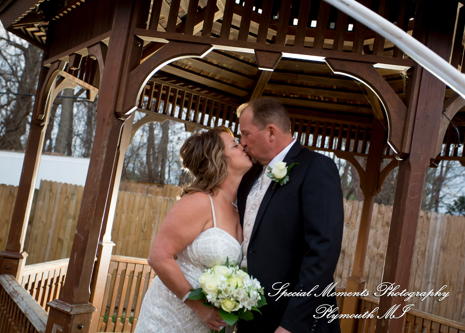 Sheryl & Jeffrey at Canterbury Castle Lake Orion MI wedding photography
