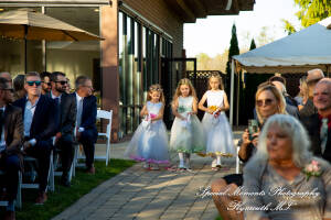 Holly & Jonathan at Stonebridge Golf Course Ann Arbor MI wedding photograph