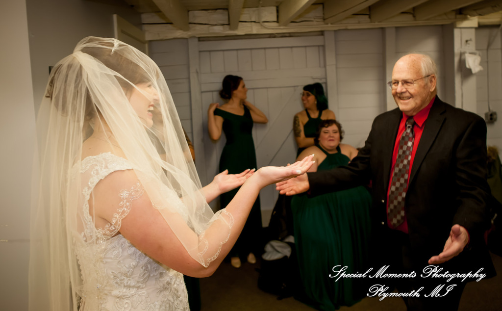 Rebecca & Trevor at Canterbury Castle Lake Orion MI wedding photograph