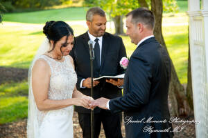 Holly & Jonathan at Stonebridge Golf Course Ann Arbor MI wedding photograph