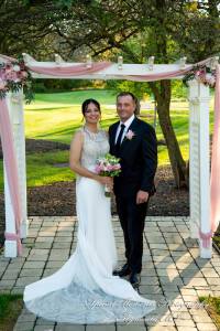 Holly & Jonathan at Stonebridge Golf Course Ann Arbor MI wedding photograph