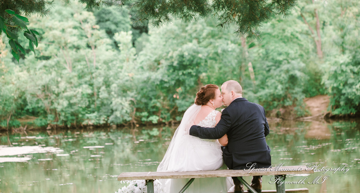 Karen & James at Plymouth Church of the Nazarene Plymouth MI wedding photography