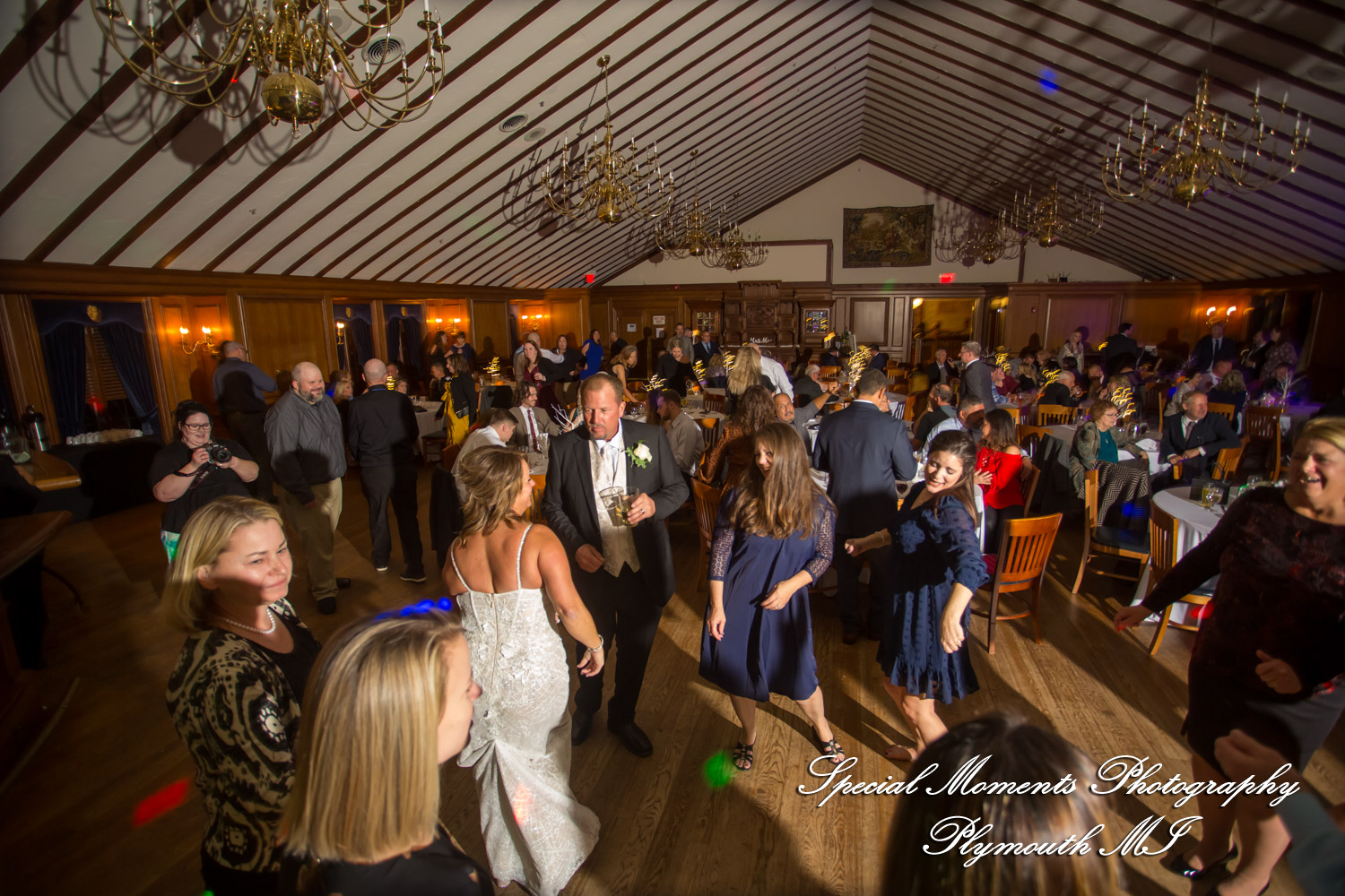 Sheryl & Jeffrey at Canterbury Castle Lake Orion MI wedding photography