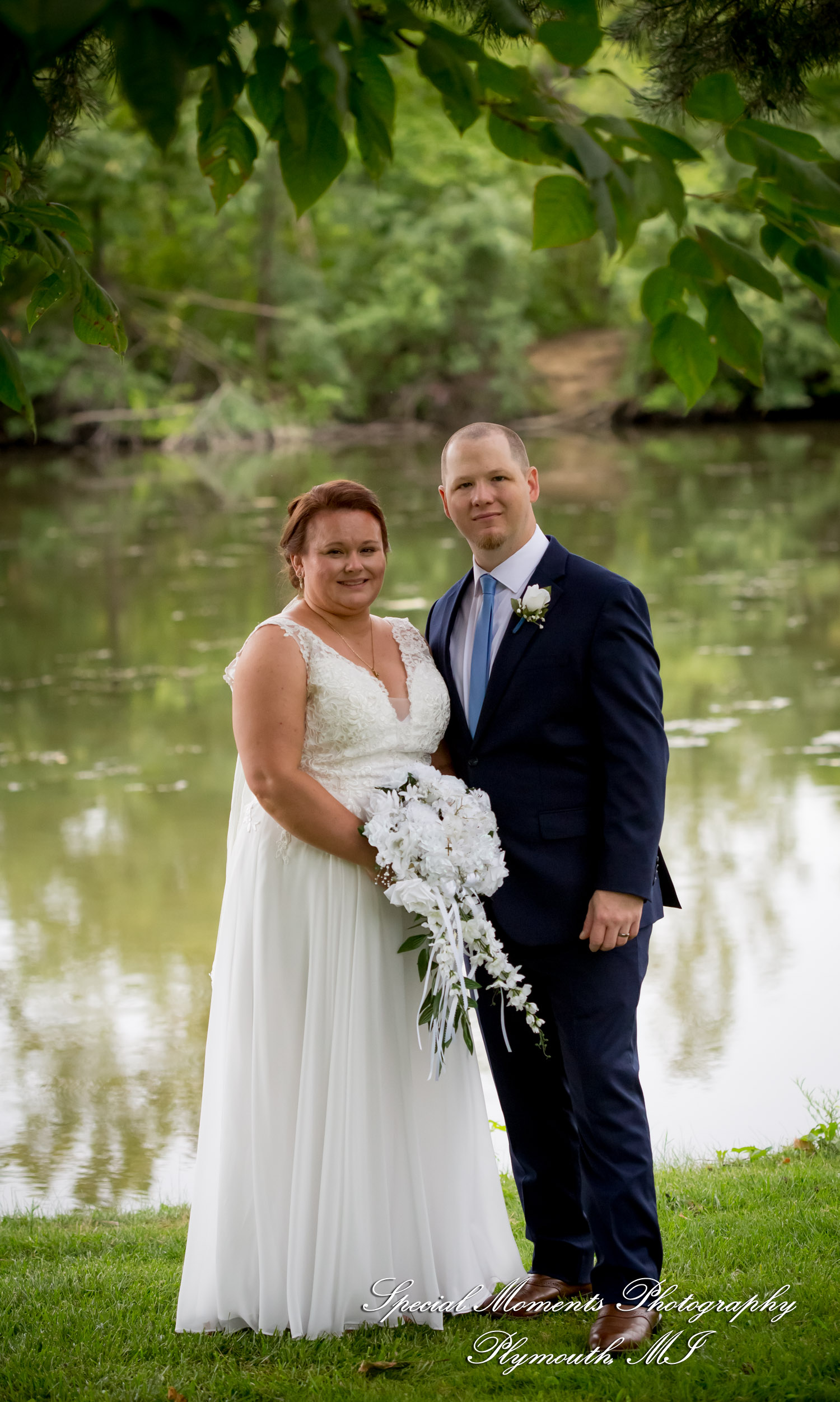 Karen & James at Plymouth Church of the Nazarene Plymouth MI wedding photography