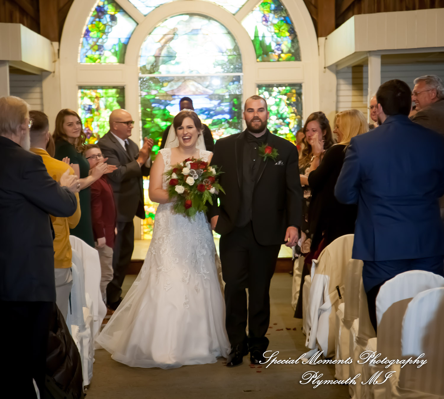 Rebecca & Trevor at Canterbury Castle Lake Orion MI wedding photograph