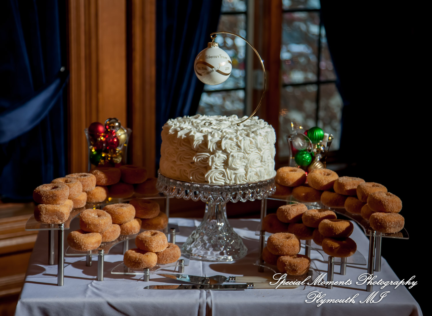 Rebecca & Trevor at Canterbury Castle Lake Orion MI wedding photograph