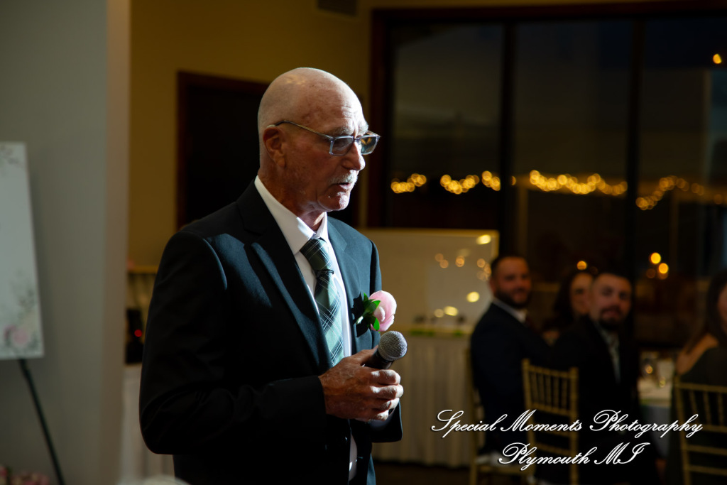 Holly & Jonathan at Stonebridge Golf Course Ann Arbor MI wedding photograph
