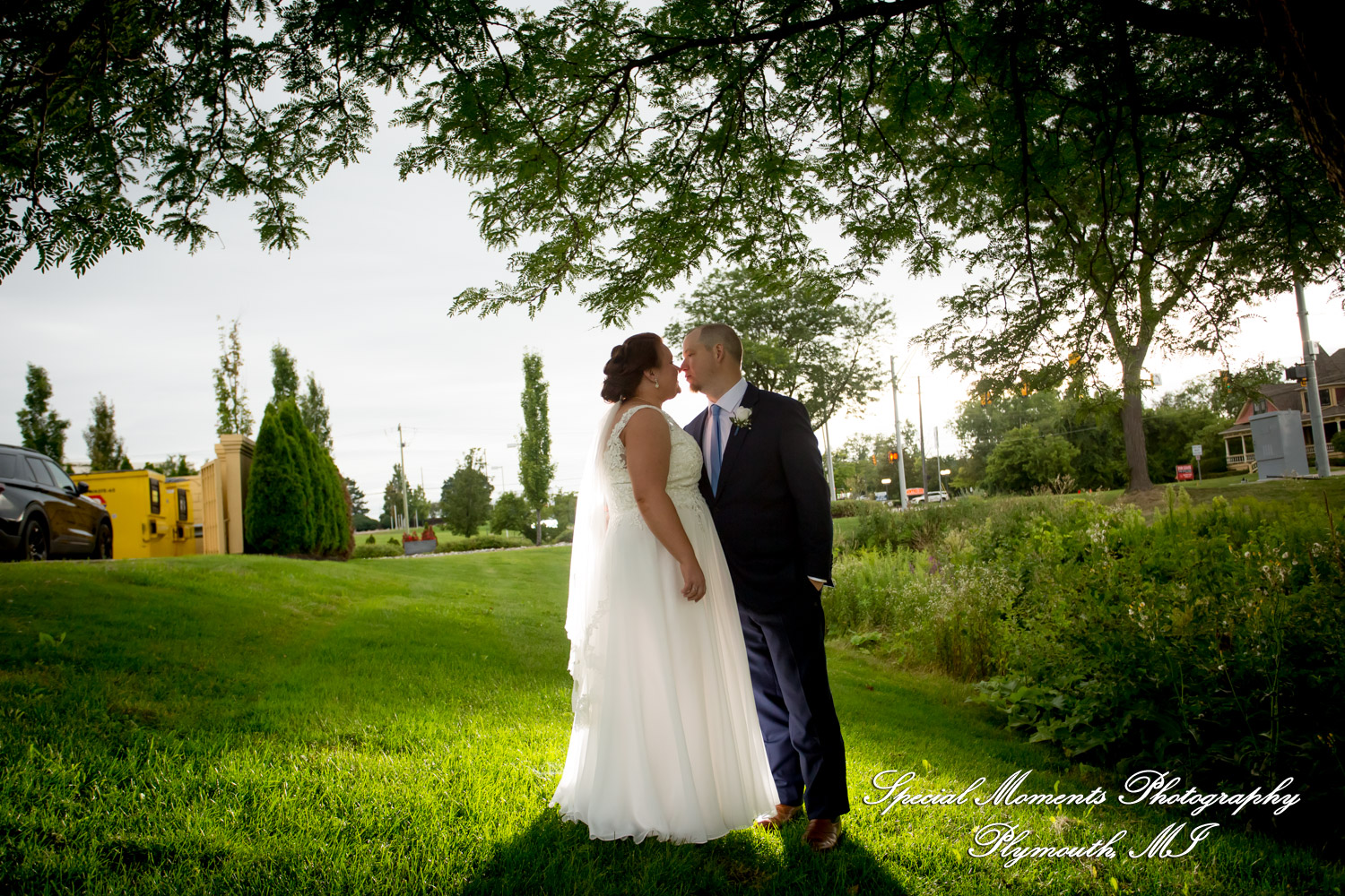 Karen & James at Andiamo Italian Livonia MI wedding photography