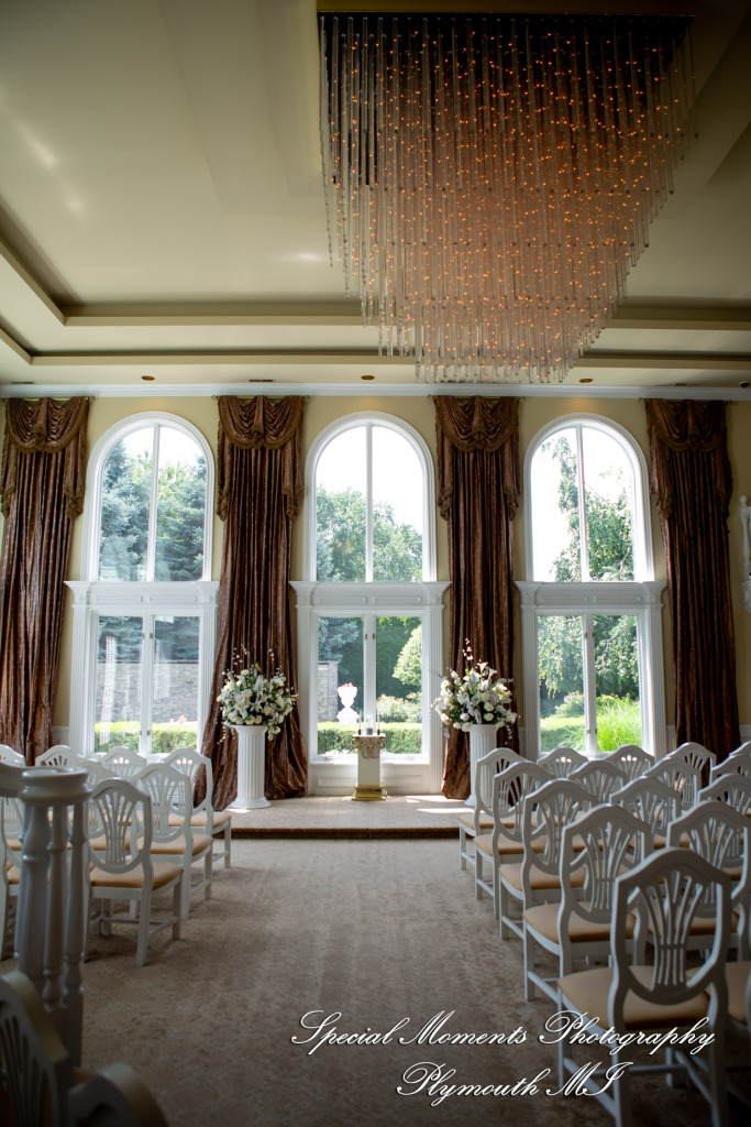 Darcy & Scott at White House Wedding Chapel Warren MI wedding photograph