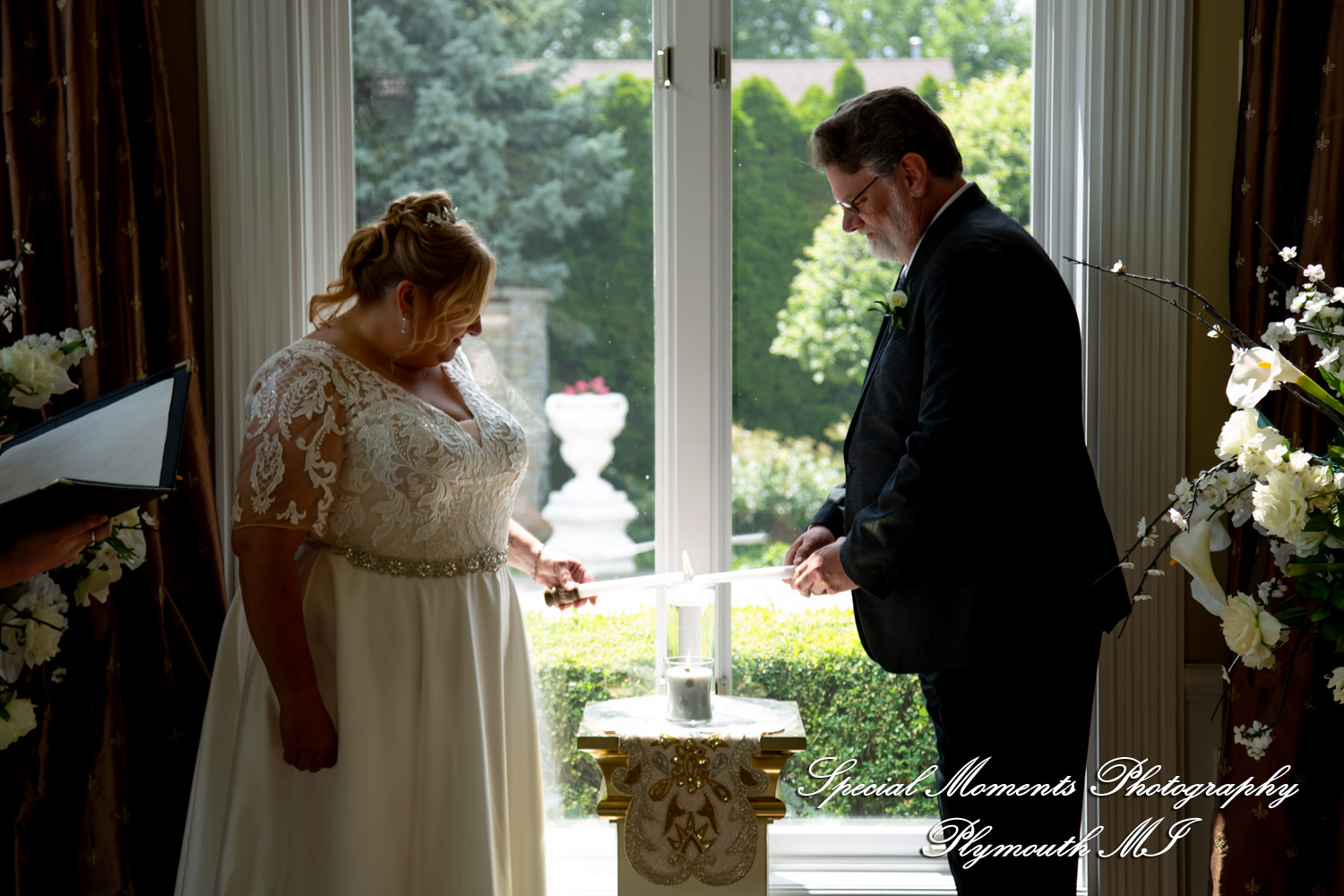 Darcy & Scott at White House Wedding Chapel Warren MI wedding photograph