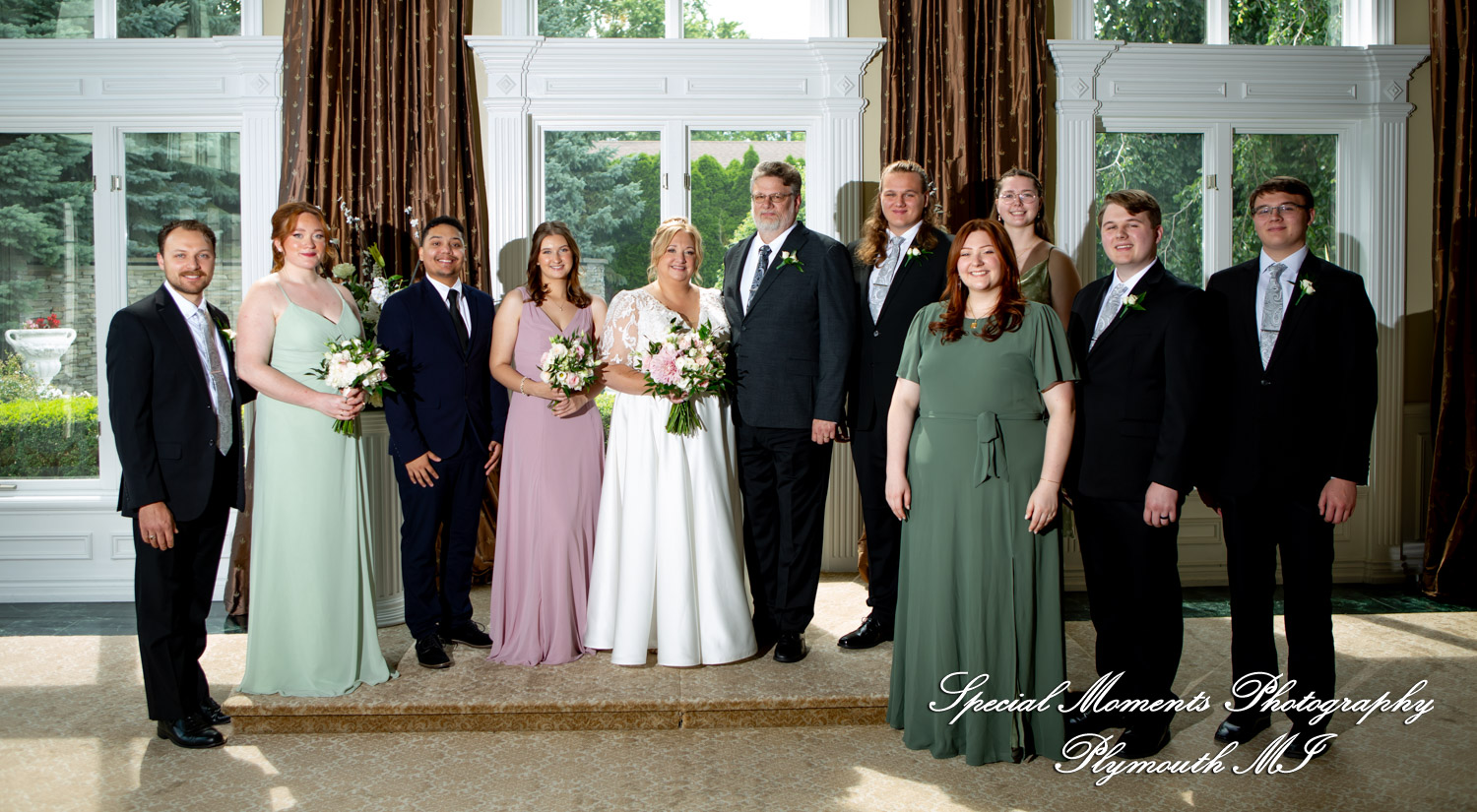 Darcy & Scott at White House Wedding Chapel Warren MI wedding photograph