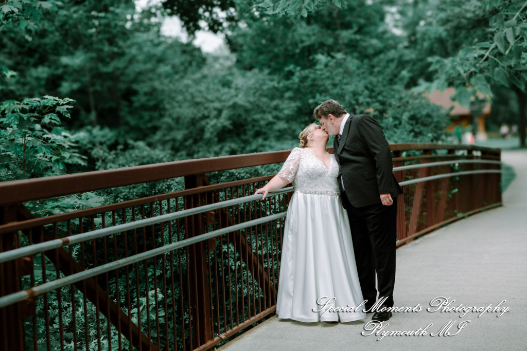 Darcy & Scott at Rochster Municipal Park Rochester MI wedding photo