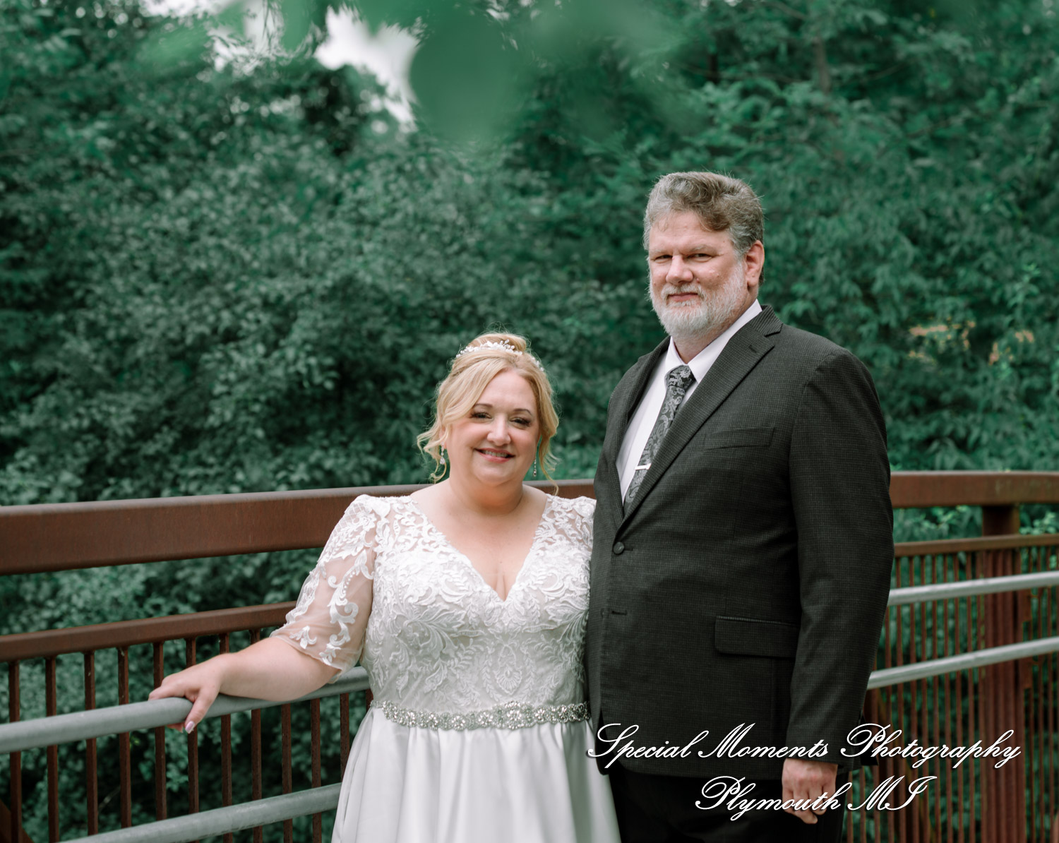 Darcy & Scott at Rochster Municipal Park Rochester MI wedding photo