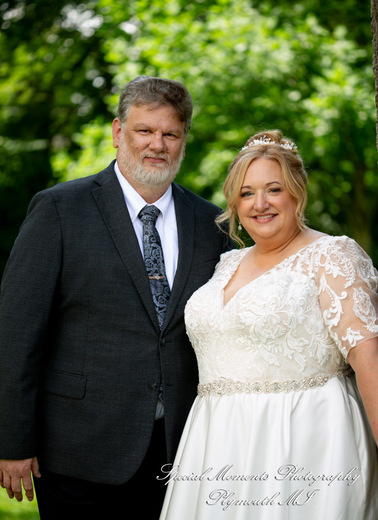 Darcy & Scott at Rochster Municipal Park Rochester MI wedding photo