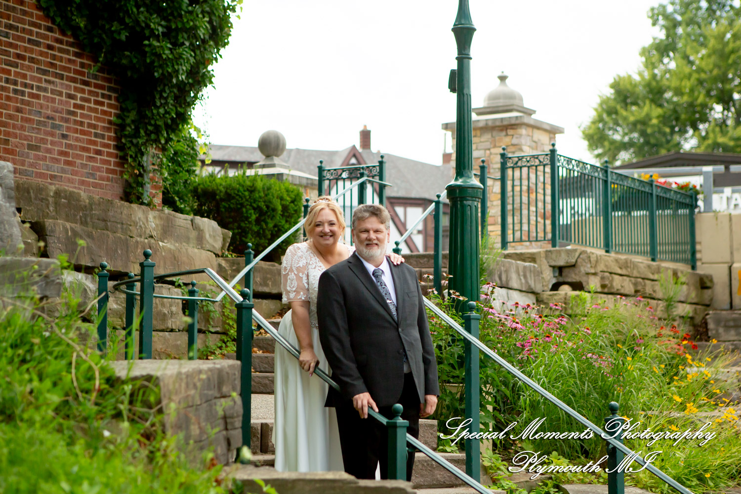 Darcy & Scott at Rochster Municipal Park Rochester MI wedding photo
