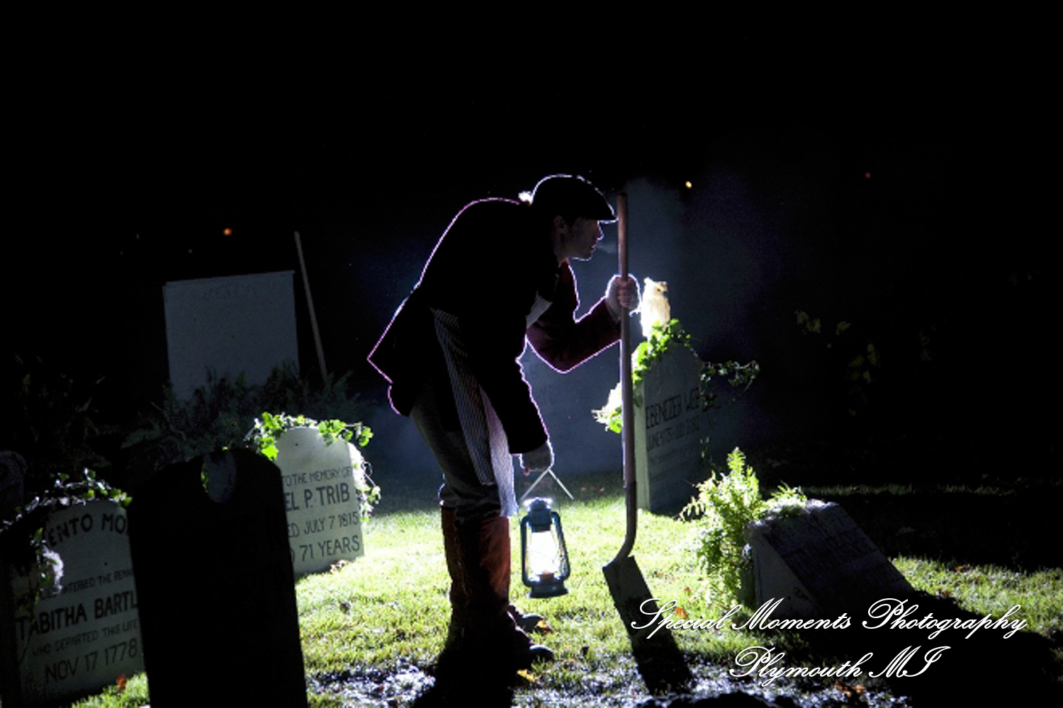 Shere & Michael at Eagle Tavern Greenfield Village Dearborn MI wedding photograph
