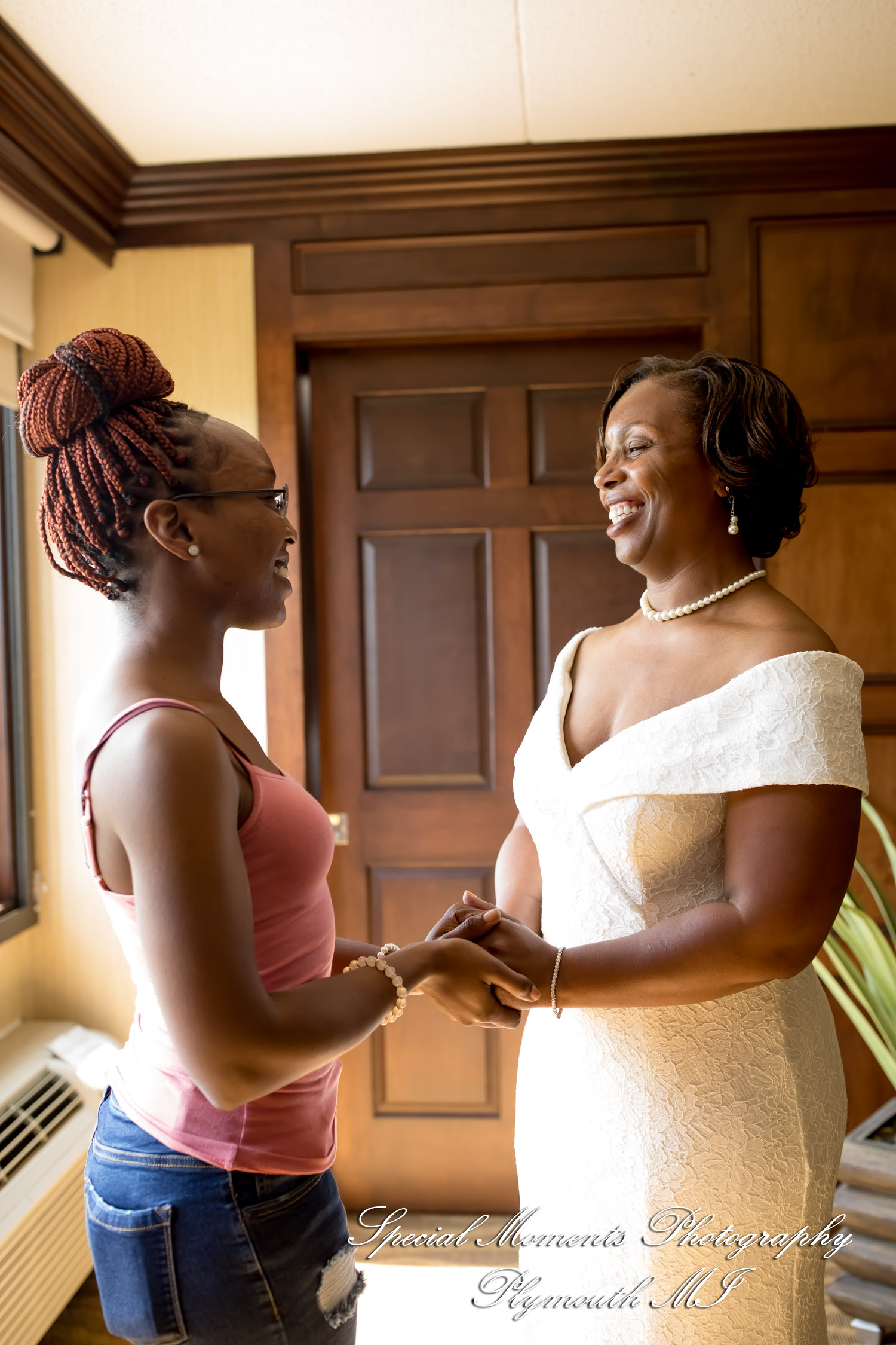 Belinda & Tony at Ann Arbor Marriott Ypsilanti at Eagle Crest Ypsilanti MI wedding photography