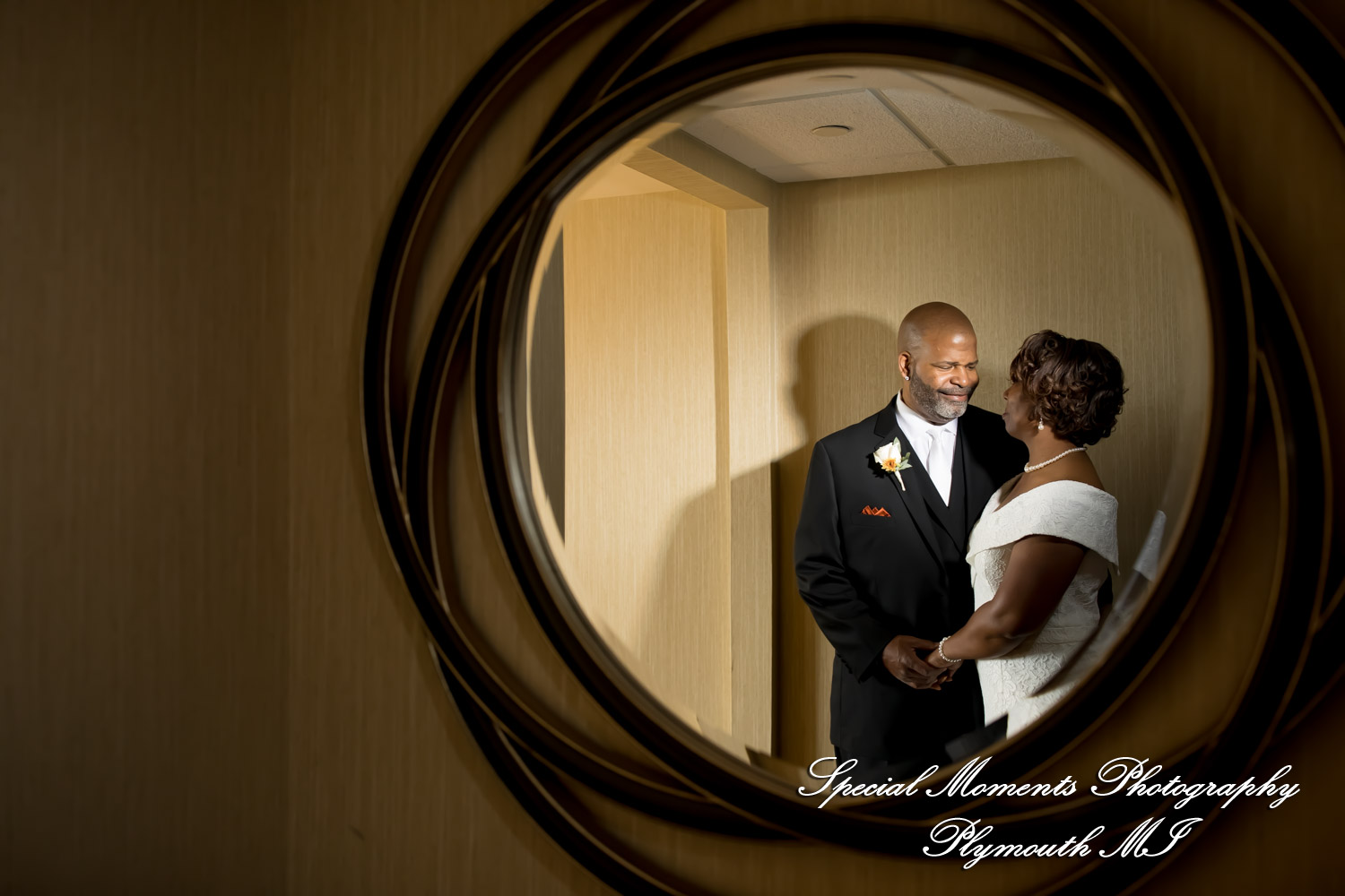 Belinda & Tony at Ann Arbor Marriott Ypsilanti at Eagle Crest Ypsilanti MI wedding photography