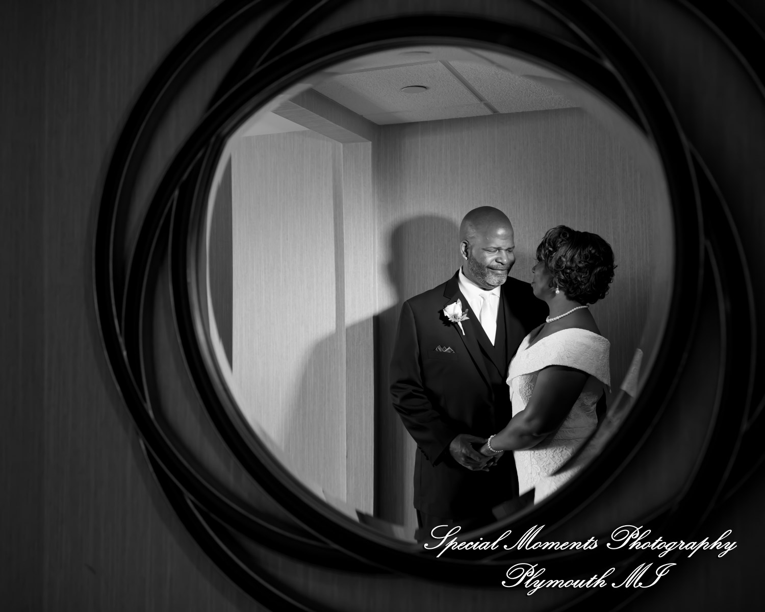 Belinda & Tony at Ann Arbor Marriott Ypsilanti at Eagle Crest Ypsilanti MI wedding photography