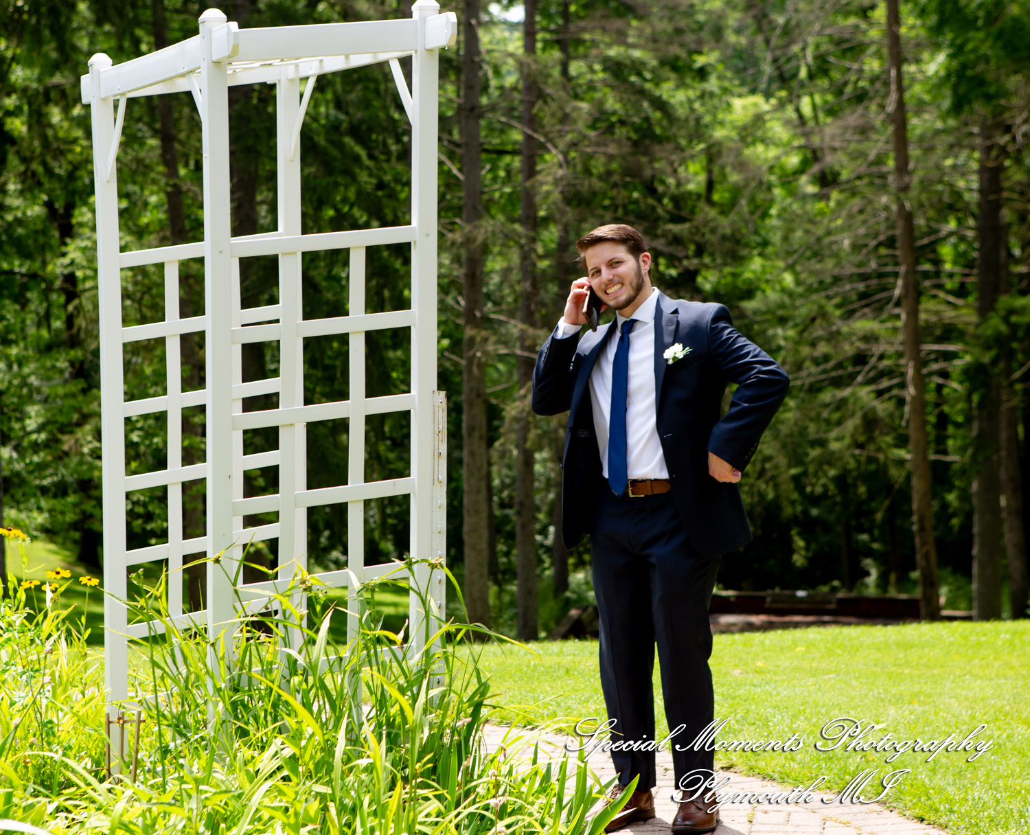 Samantha & David at Longacre House Farmington Hills MI wedding photograph