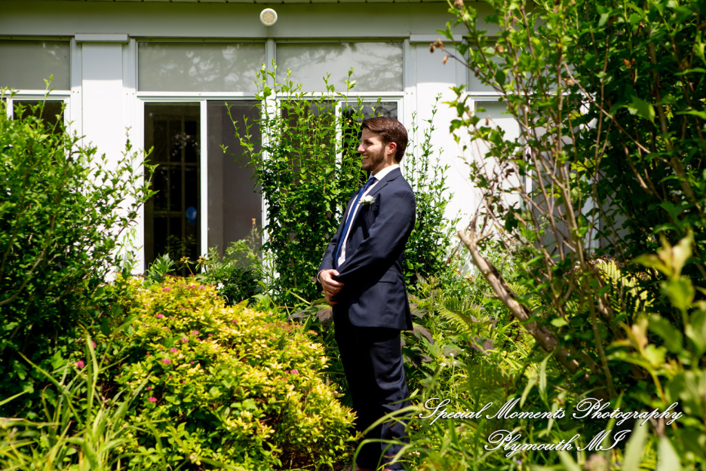 Samantha & David at Longacre House Farmington Hills MI wedding photograph