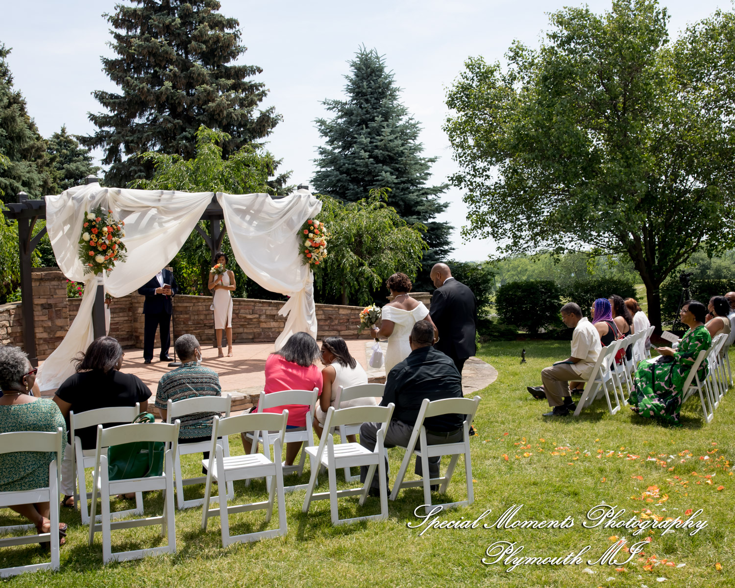 Belinda & Tony at Ann Arbor Marriott Ypsilanti at Eagle Crest Ypsilanti MI wedding photography