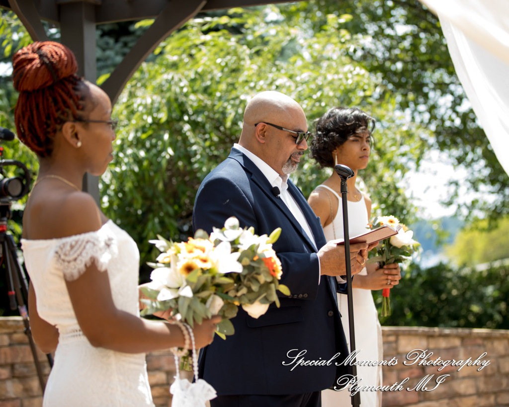 Belinda & Tony at Ann Arbor Marriott Ypsilanti at Eagle Crest Ypsilanti MI wedding photography
